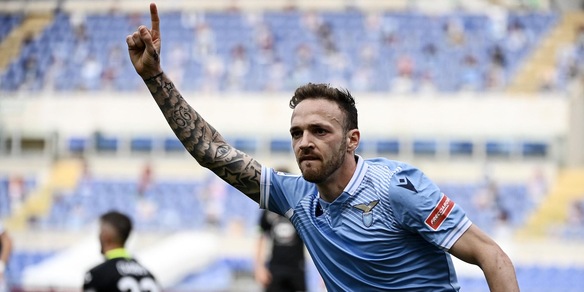 Lazio, evoluzione Lazzari: si riscoprirà terzino