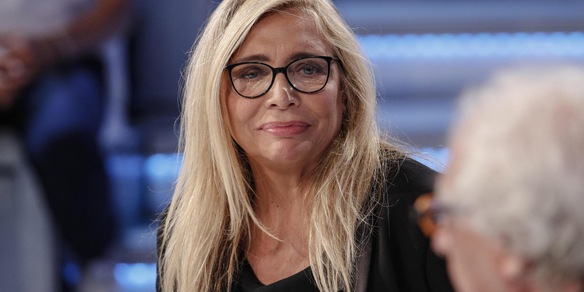 Mara Venier torna a casa dopo l'operazione: "E' un incubo"