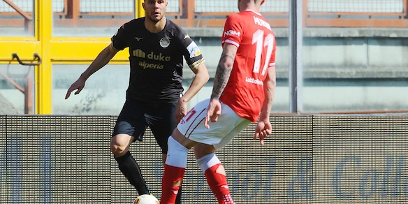 Calciomercato Frosinone, occhi su El Kaouakibi e Casiraghi