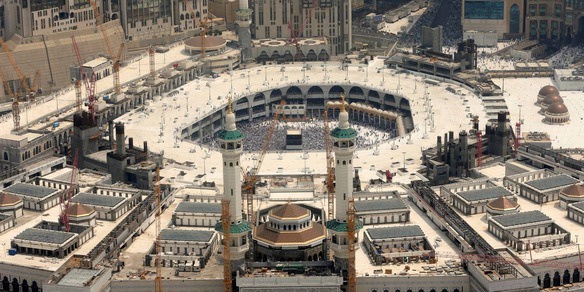 Covid, l'Arabia Saudita blocca i pellegrinaggi a La Mecca