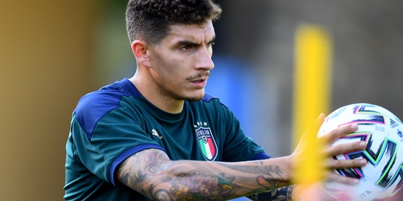 Di Lorenzo, l'ex agente: "Con me non si è dimostrato uomo"