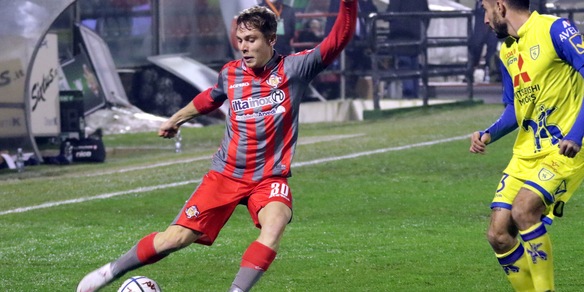 Cremonese, ufficiale l'arrivo a titolo definitivo di Nardi