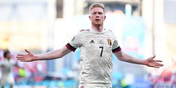 Europei, Danimarca-Belgio 1-2: super De Bruyne, Poulsen non basta