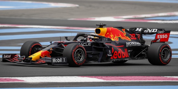F1, Gp Francia: Verstappen in pole davanti a Hamilton, Sainz partirà 5°