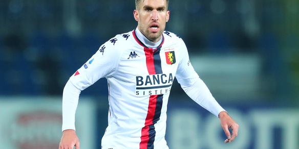 Cagliari, colpo Strootman in prestito dal Marsiglia