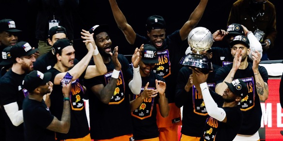 Nba, Chris Paul da urlo trascina Phoenix alle Finals: Los Angeles ko