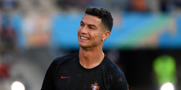 Ronaldo da record su Instagram: è il più pagato