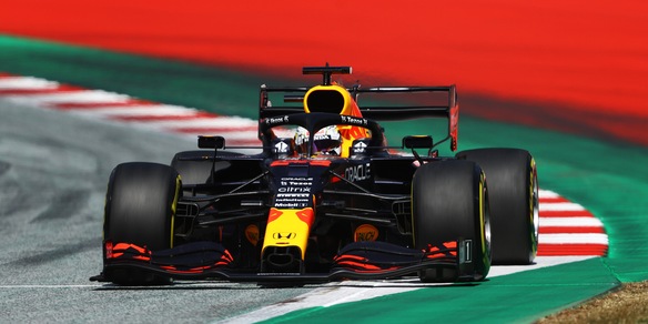 F1, Gp Austria: Verstappen in pole davanti a Norris. Ferrari fuori in Q2
