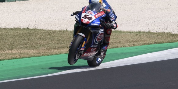 Superbike, è Razgatlioglu show in Francia: il turco vince anche gara-2