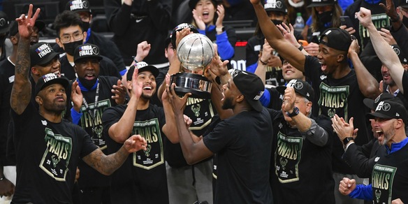 NBA, Atlanta di Gallinari ko. Milwaukee in finale