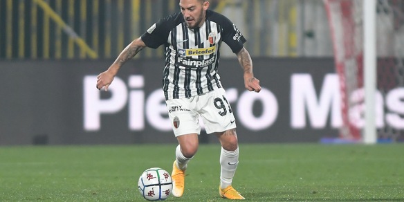Calciomercato Ascoli, ufficiale la cessione di Chiricò al Padova