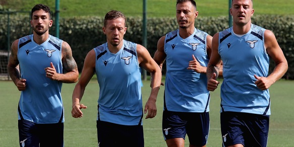 Lazio, i convocati per il ritiro di Auronzo: out Kamenovic