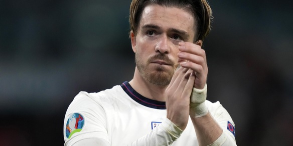 Inghilterra, bufera rigoristi: Grealish, risposta polemica a Keane