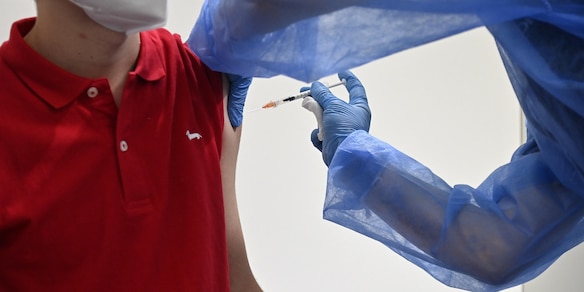 Vaccini Covid, via alla terza dose in Israele