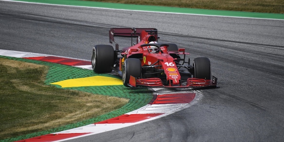 F1: Leclerc sulla Ferrari di Froilan Gonzalez per i 70 anni della prima vittoria