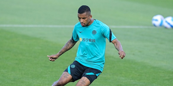 Calciomercato Cagliari, sarà Dalbert il prossimo rinforzo