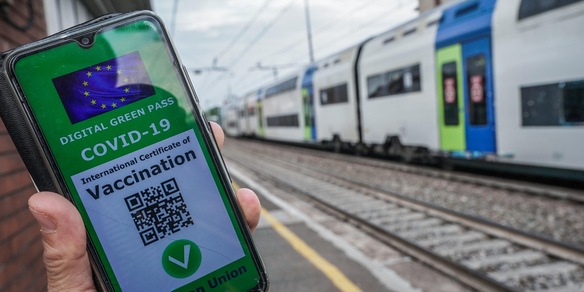 Green Pass Italia, nuove regole in arrivo: multe e sanzioni