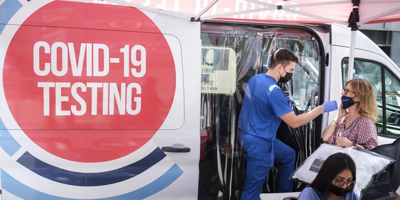 Coronavirus, il bollettino: 3121 nuovi contagi, 13 i decessi