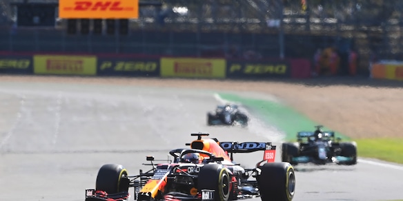 F1, qualifica sprint Gp Gran Bretagna: Verstappen in pole, Leclerc 4°