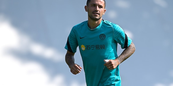 Calciomercato Fiorentina, casting per il play da Sensi a Torreira