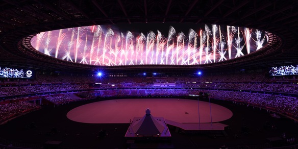 Olimpiadi, le spettacolari foto della cerimonia d'apertura