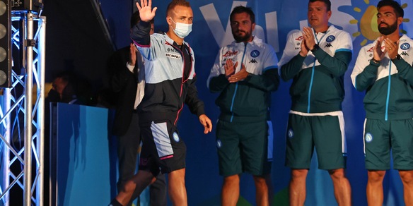 Napoli, tutti negativi i tamponi anti-Covid