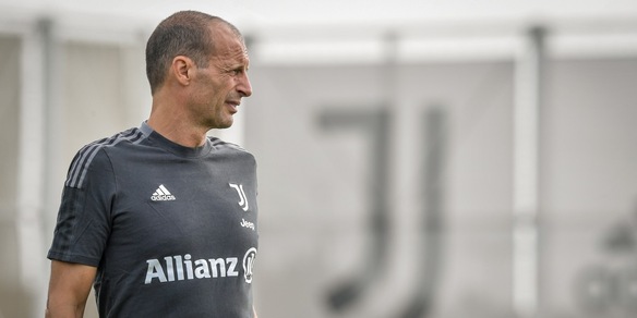 Juve, Allegri non ci sta: puniti tre giocatori per ritardo