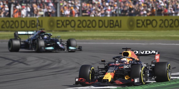 F1, contatto Hamilton-Verstappen : Red Bull presenta reclamo per penalità "insufficiente"