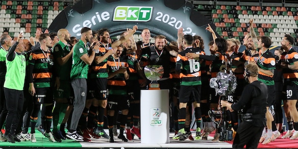 Calciomercato Venezia, contratto triennale per Remy