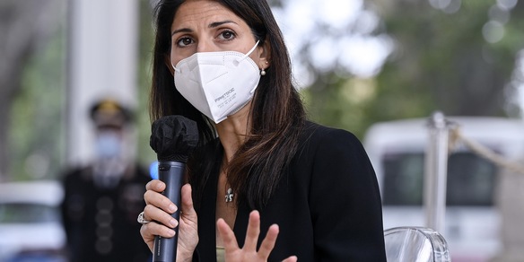 Stadio Roma, Raggi: "A breve proposta del nuovo progetto"