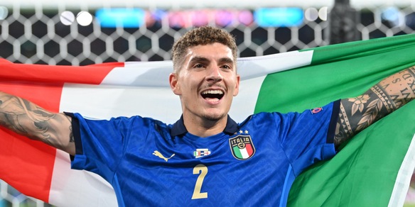 Tosto: "Napoli, stai buttando soldi. Punta sui giovani"