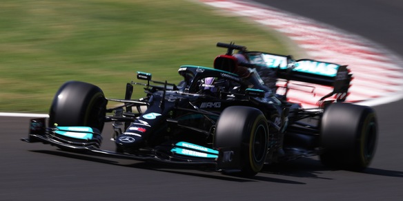 F1, Gp Ungheria: Hamilton guida le prove libere 3, Sainz con il 4° tempo