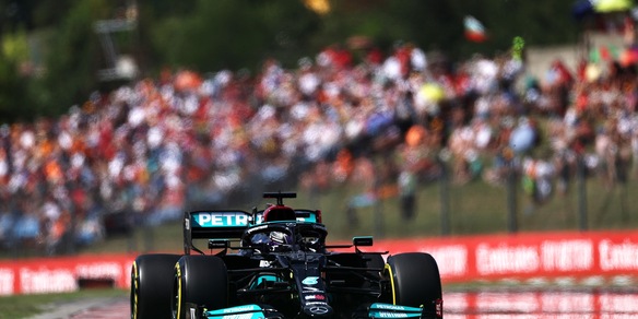 F1, Gp Ungheria: Hamilton in pole position, Leclerc è 7° in qualifica