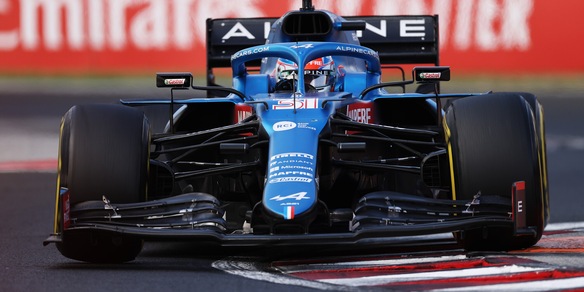 F1: Ocon vince un pazzo Gp d'Ungheria, Sainz terzo