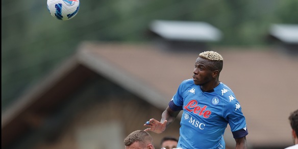 Napoli, l'Uefa esalta Osimhen: "7 gol in tre partite"