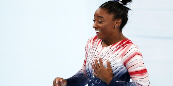Olimpiadi, un sorriso per Biles: bronzo nella trave e applausi