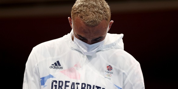 Olimpiadi, furia Ben Whittaker: "Non ho vinto l'argento, ho perso l'oro"