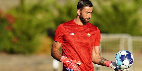 Roma, Rui Patricio: "Bello lavorare con Mourinho. Vogliamo vincere titoli"