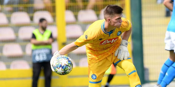 Napoli, l'agente di Idasiak: "Pronto per fare il terzo portiere"