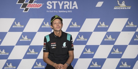 La MotoGP saluta Valentino Rossi: "Una leggenda, senza di lui non sarà lo stesso"