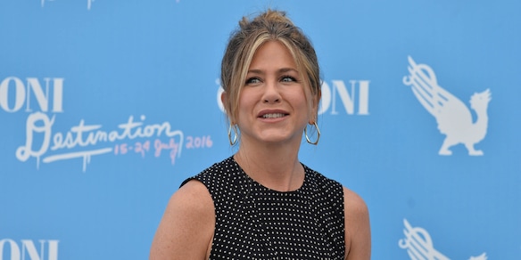 Jennifer Aniston: "Ho tagliato i ponti con gli amici no vax"