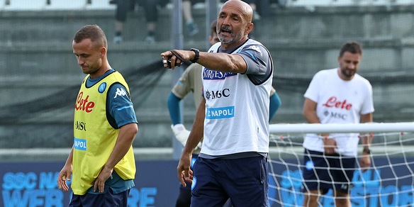 Napoli, tutti negativi i tamponi del gruppo squadra