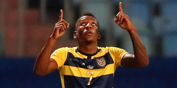 Napoli, continua la ricerca dell’esterno: l’ultimo della lista è Estupiñan