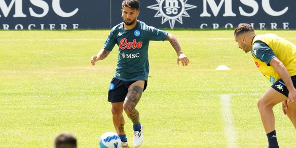 Napoli al lavoro verso il Venezia: Insigne in gruppo