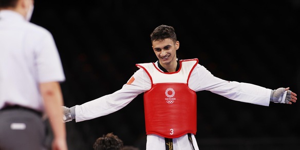 Olimpiadi, la festa a Mesagne per Vito Dell'Aquila tra confessioni e Boomdabash