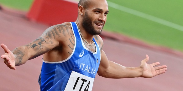 "Marcell Jacobs al Festival di Sanremo 2022 con Amadeus"