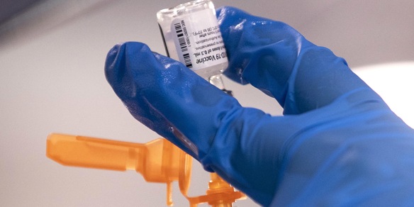 Covid negli Usa: raccomandata terza dose di vaccino dopo 8 mesi