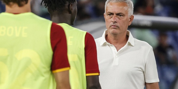 Mourinho, Locatelli, Messi e Ronaldo: le ultimissime