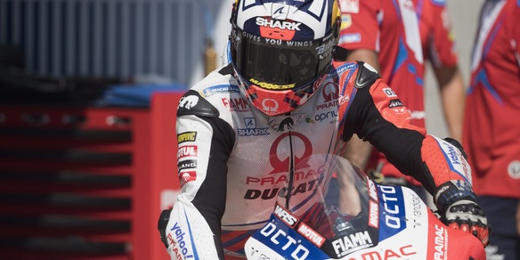 MotoGp: Zarco in minimoto con i bambini di Alessandria