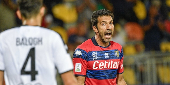 Buffon beffato all'89': Frosinone-Parma 2-2